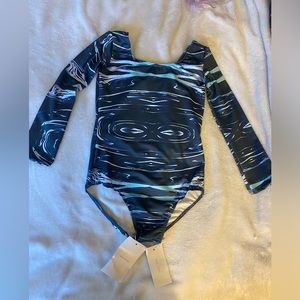 Girl’s Leotard Dance Outfit size 4-5